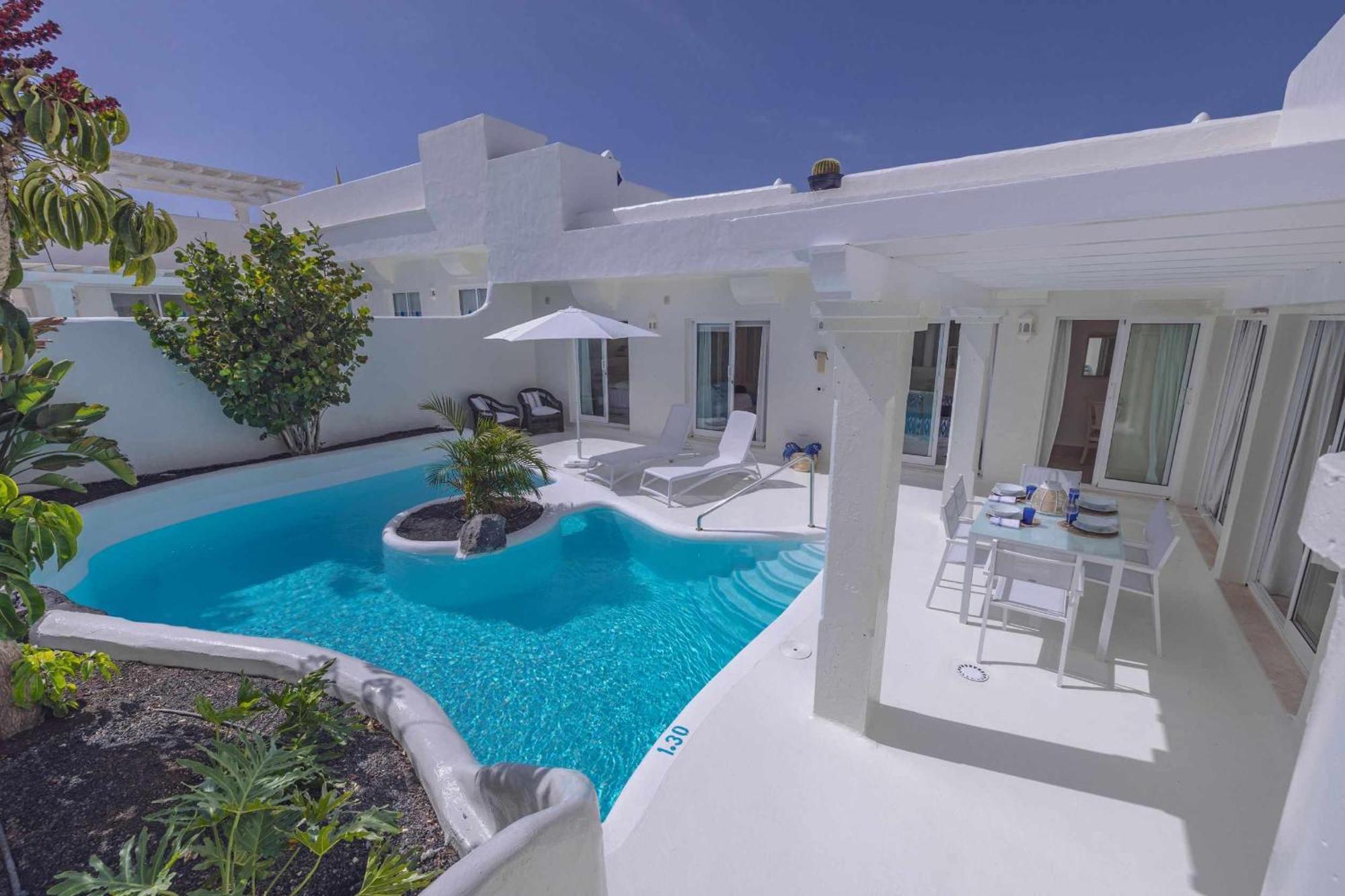 קורלחו Villa Tiguaro Piscina Climat Jacuzzy Ac Villa 9 12 מראה חיצוני תמונה